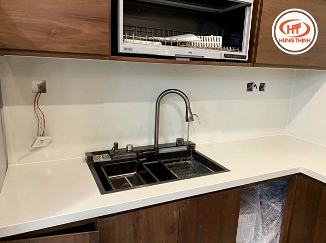 Đá bếp nhân tạo Vicostone có khả năng chống thấm và kháng khuẩn tối ưu