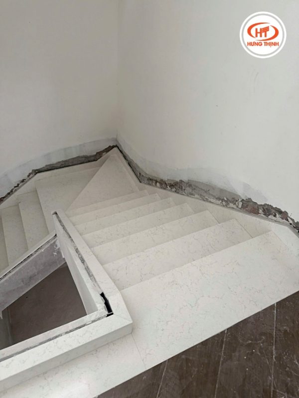 thuc te da cau thang vicostone bq2600 03
