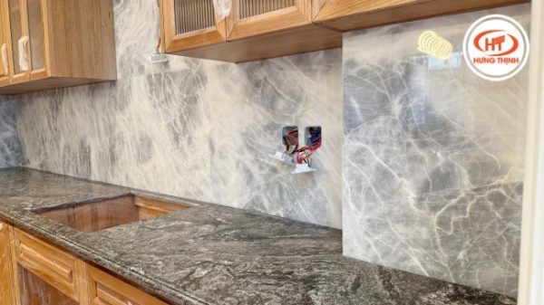 batch thuc te da bep granite kozmus polished 04
