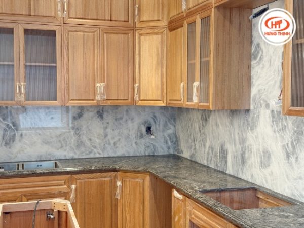batch thuc te da bep granite kozmus polished 06